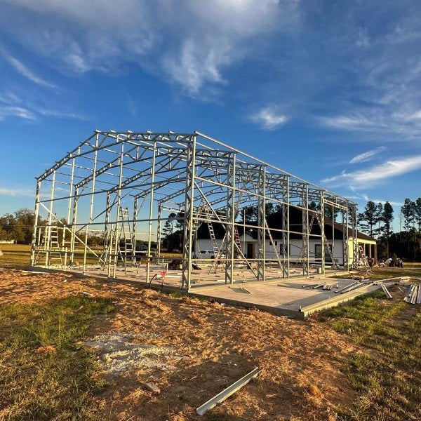 40' x 60' x 16' Garage Workshop